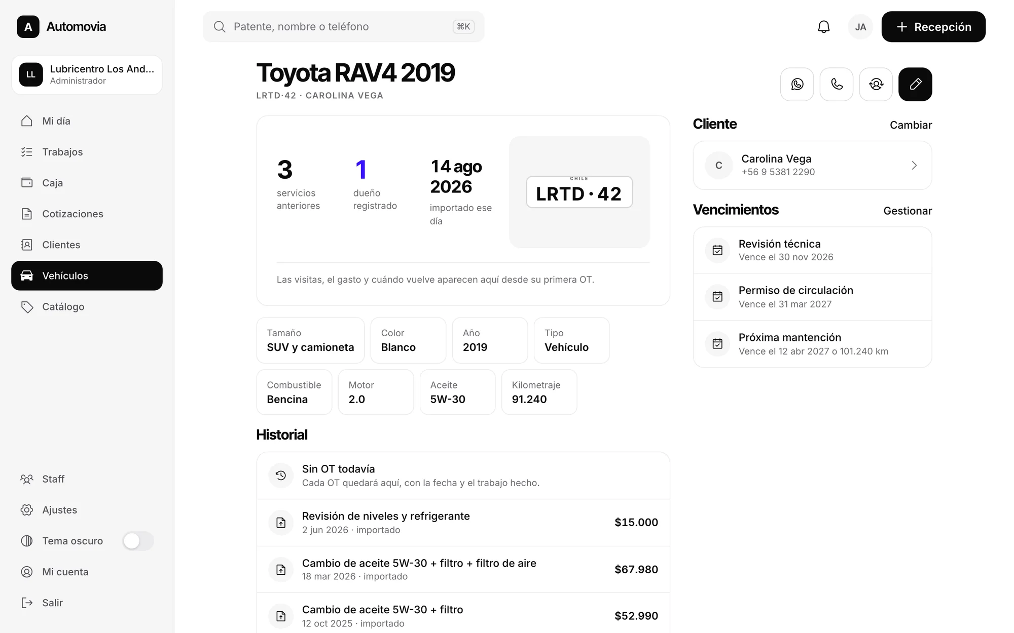 La patente trae el último cambio. Pantalla real de Automovity para lubricentro